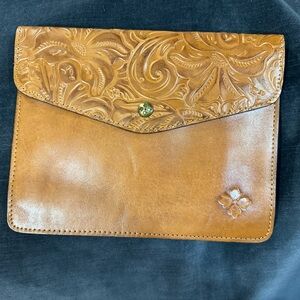 Patricia Nash portfolio leather case. Open to offers!